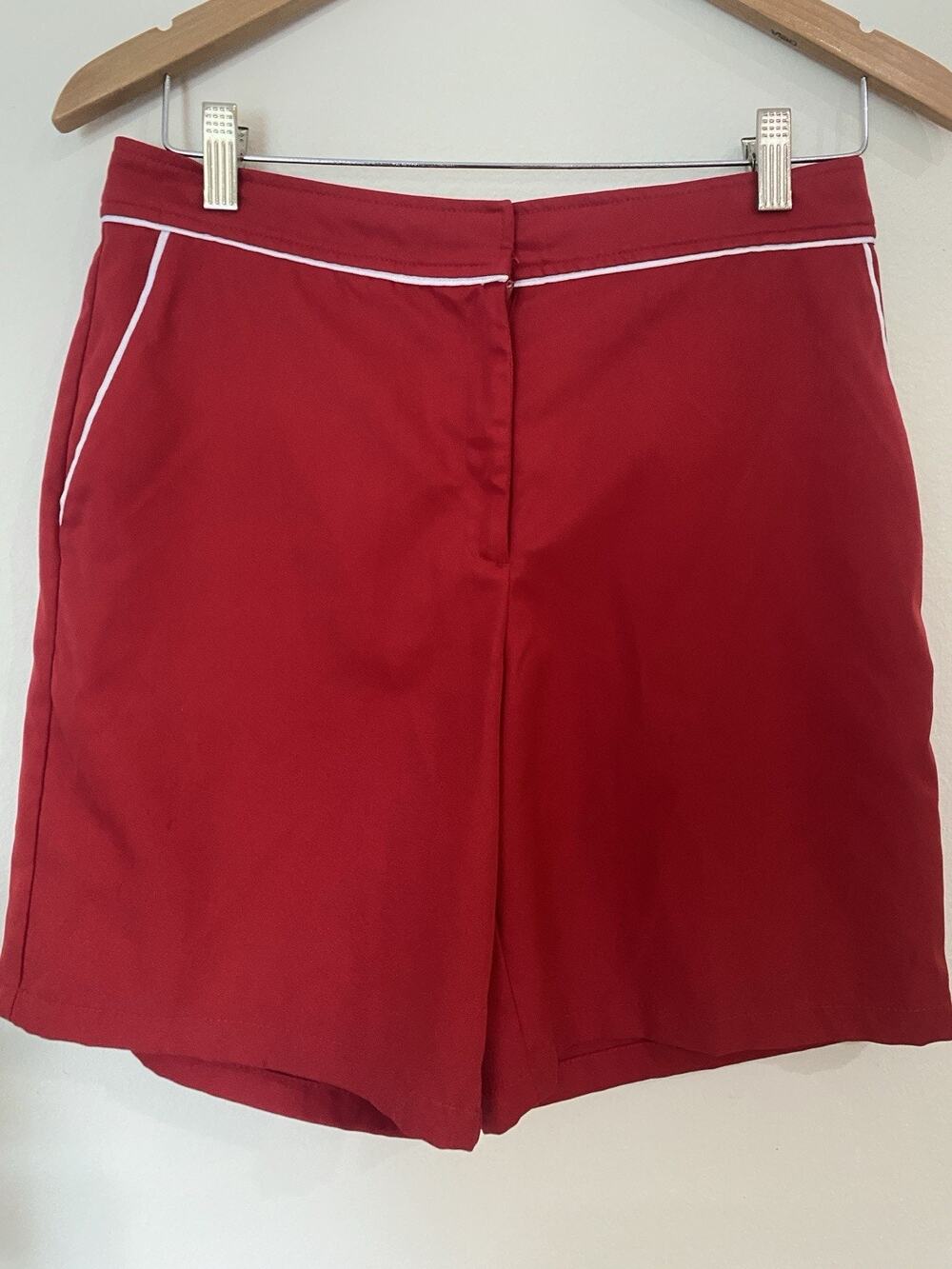 Izod Golf Womens Sz 8 Cherry Red Stretch Flat Front Performance Golf Shorts